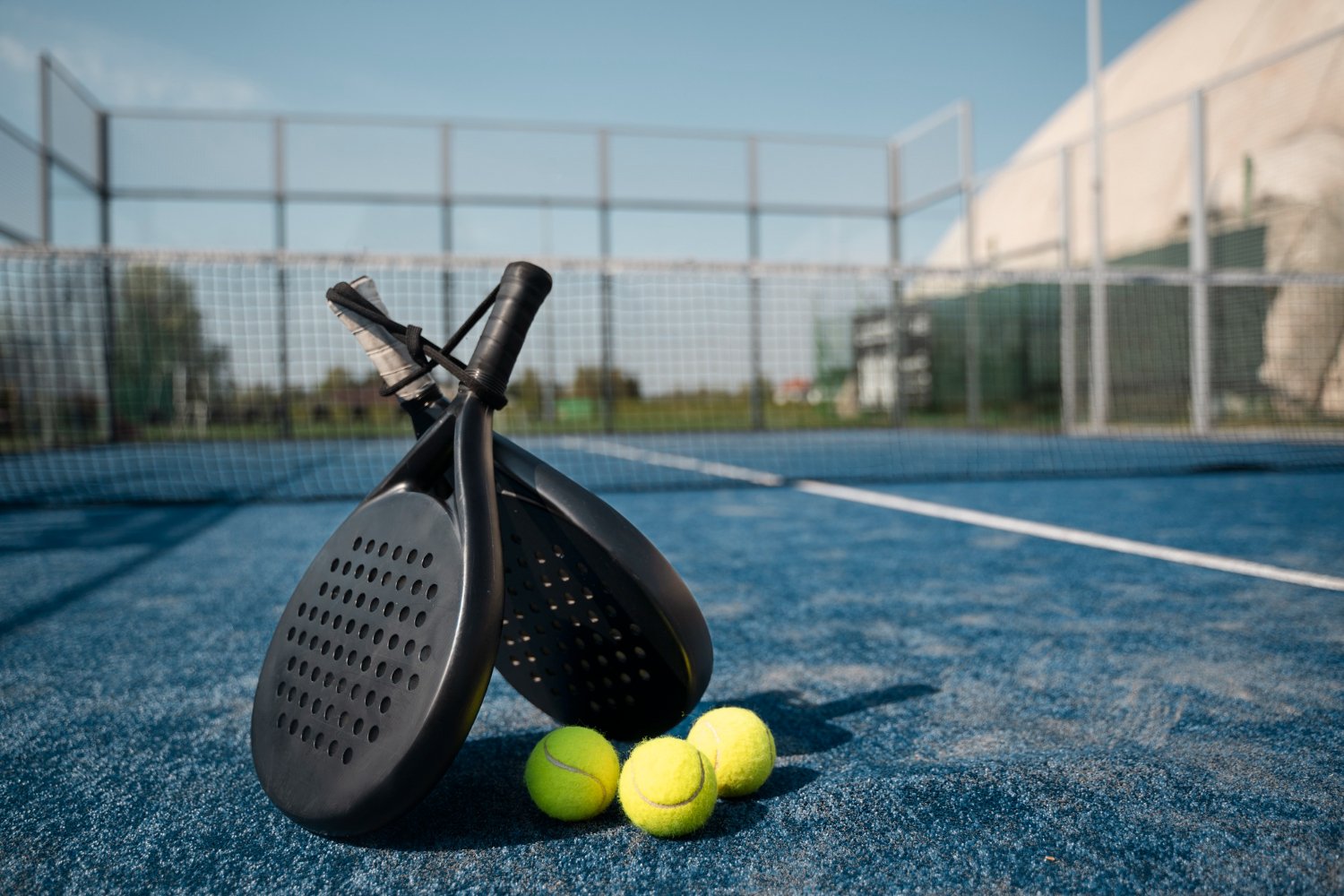 Comment choisir la balle de squash parfaite pour votre niveau de jeu ?