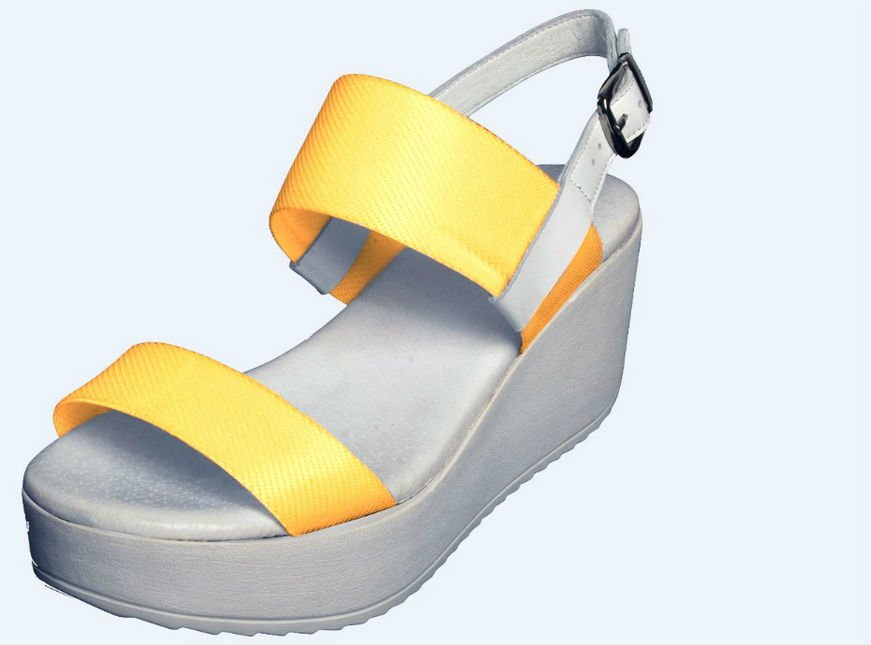 Des chaussures qui changent de couleur